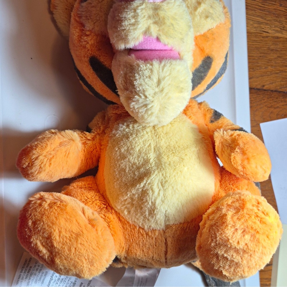 Disney Tigger Winnie the Pooh Plush Stuffed Animal Small 6-14 In 2010 MPN softie
